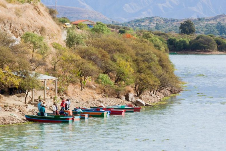 Boats Tarija - Drinking water in Bolivia