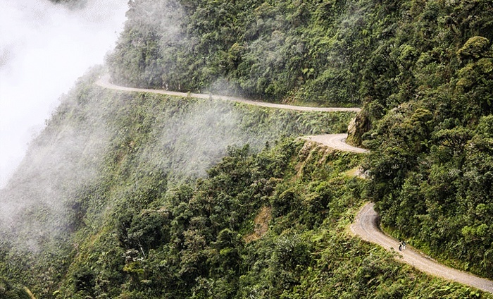 Death road - Bolivia Hop