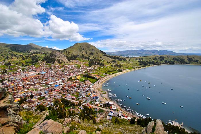 Copacabana -Bolivia Hop